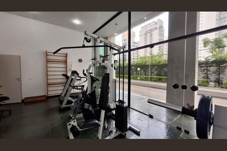 Apartamento à venda com 244m², 4 quartos e 3 vagas Apartamento à venda com 244m², 4 quartos e 3 vagasÁrea comum - Academia