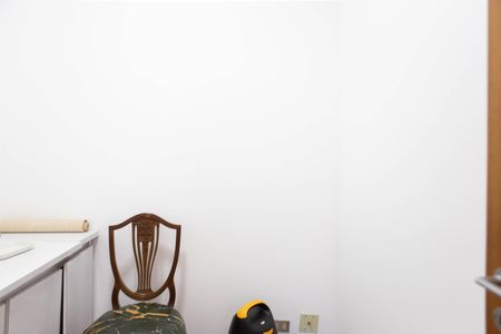 Apartamento à venda com 244m², 4 quartos e 3 vagas Apartamento à venda com 244m², 4 quartos e 3 vagasQuarto de Serviço