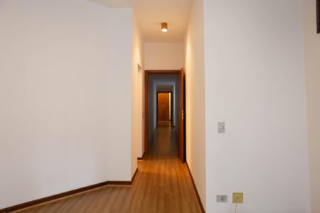 Apartamento à venda com 244m², 4 quartos e 3 vagas Apartamento à venda com 244m², 4 quartos e 3 vagasCorredor