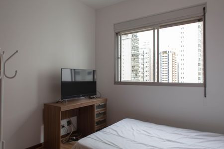 Apartamento à venda com 244m², 4 quartos e 3 vagas Apartamento à venda com 244m², 4 quartos e 3 vagasQuarto 1