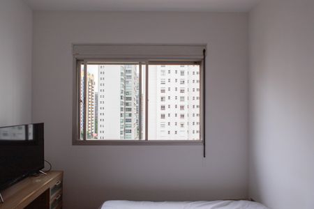 Apartamento à venda com 244m², 4 quartos e 3 vagas Apartamento à venda com 244m², 4 quartos e 3 vagasQuarto 1