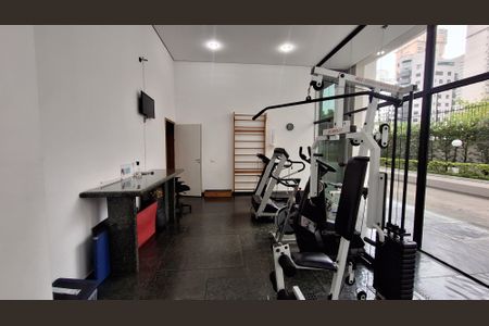 Apartamento à venda com 244m², 4 quartos e 3 vagas Apartamento à venda com 244m², 4 quartos e 3 vagasÁrea comum - Academia