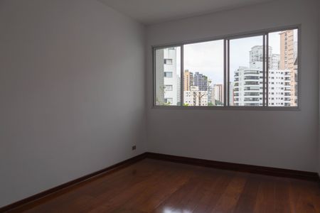 Apartamento à venda com 244m², 4 quartos e 3 vagas Apartamento à venda com 244m², 4 quartos e 3 vagasSala 2