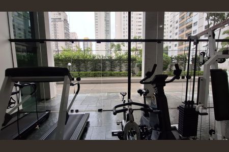 Apartamento à venda com 244m², 4 quartos e 3 vagas Apartamento à venda com 244m², 4 quartos e 3 vagasÁrea comum - Academia