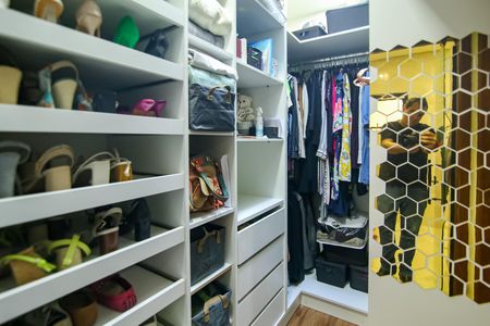 Casa para alugar com 224m², 4 quartos e 3 vagasCloset da suíte 1