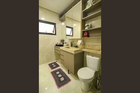 Casa para alugar com 224m², 4 quartos e 3 vagasBanheiro da Suíte