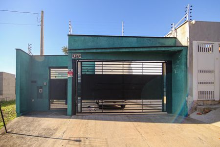 Casa para alugar com 224m², 4 quartos e 3 vagasFachada