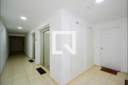 Apartamento à venda com 43m², 2 quartos e 1 vaga Apartamento à venda com 43m², 2 quartos e 1 vagaHall de entrada