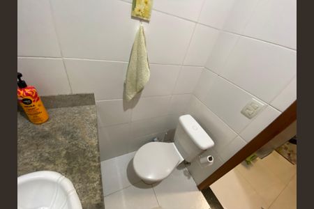 Casa à venda com 220m², 3 quartos e 2 vagasBanheiro Suite 1