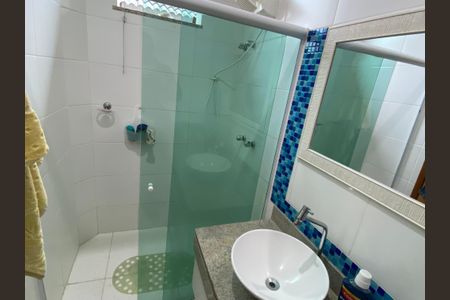 Casa à venda com 220m², 3 quartos e 2 vagasBanheiro Suite 3