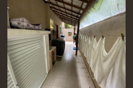 Casa à venda com 220m², 3 quartos e 2 vagasArea de Serviço