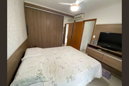 Casa à venda com 220m², 3 quartos e 2 vagasQuarto 1 Suite