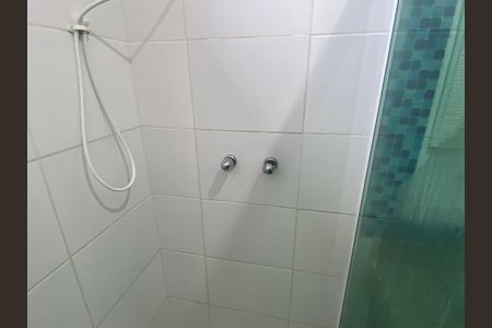 Casa à venda com 220m², 3 quartos e 2 vagasBanheiro Suite 3