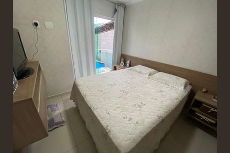 Casa à venda com 220m², 3 quartos e 2 vagasQuarto 1 Suite