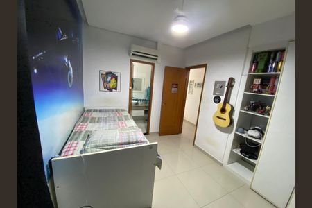 Casa à venda com 220m², 3 quartos e 2 vagasQuarto 3 Suite