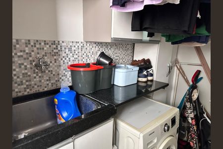 Apartamento à venda com 95m², 3 quartos e 2 vagasLavanderia