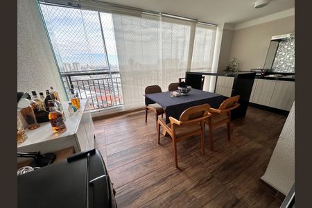 Apartamento à venda com 95m², 3 quartos e 2 vagasVaranda