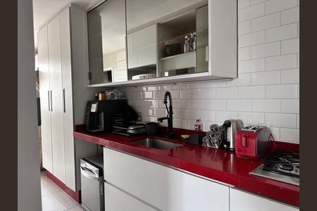 Apartamento à venda com 95m², 3 quartos e 2 vagasCozinha