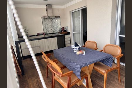 Apartamento à venda com 95m², 3 quartos e 2 vagasVaranda