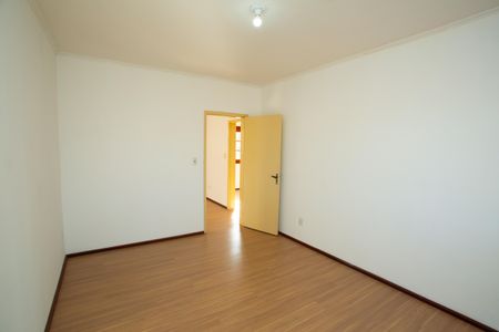 Casa à venda com 294m², 4 quartos e 2 vagas Casa à venda com 294m², 4 quartos e 2 vagasCloset ou escritório do Quarto 1