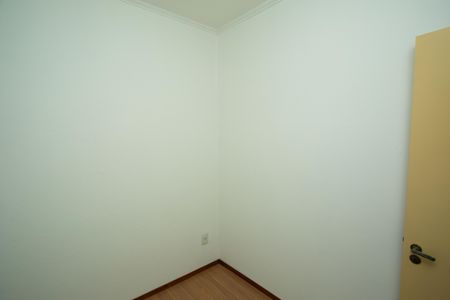 Casa à venda com 294m², 4 quartos e 2 vagas Casa à venda com 294m², 4 quartos e 2 vagasCloset do Quarto 2