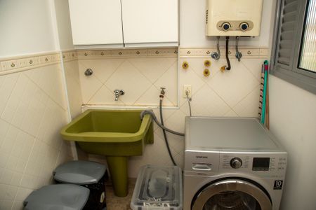 Apartamento à venda com 69m², 2 quartos e 1 vagaÁrea de Serviço