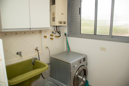 Apartamento à venda com 69m², 2 quartos e 1 vagaÁrea de Serviço