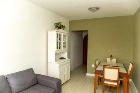 Apartamento à venda com 69m², 2 quartos e 1 vagaSala