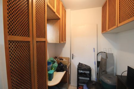 Apartamento à venda com 75m², 2 quartos e 1 vagaQuarto de Serviço