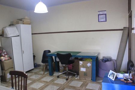 Casa à venda com 180m², 3 quartos e 3 vagasSuíte 2