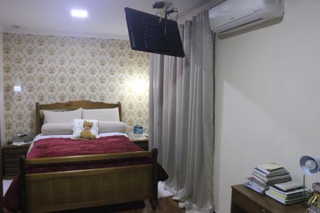 Casa à venda com 180m², 3 quartos e 3 vagasSuíte 1