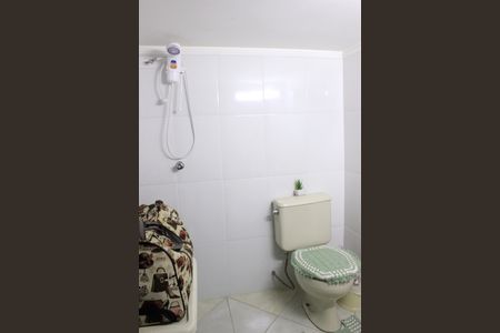 Casa à venda com 180m², 3 quartos e 3 vagasBanheiro da Suíte 2