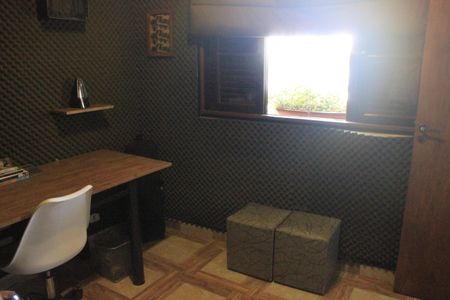 Casa à venda com 180m², 3 quartos e 3 vagasEdícula