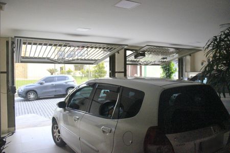 Casa à venda com 180m², 3 quartos e 3 vagasGaragem