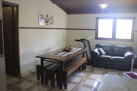 Casa à venda com 180m², 3 quartos e 3 vagasEdícula