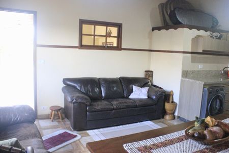 Casa à venda com 180m², 3 quartos e 3 vagasEdícula