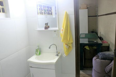 Casa à venda com 180m², 3 quartos e 3 vagasBanheiro da Suíte 2