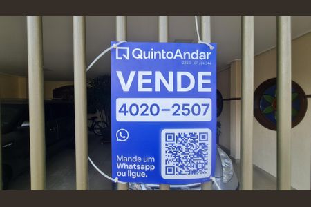 Casa à venda com 180m², 3 quartos e 3 vagas Casa à venda com 180m², 3 quartos e 3 vagasPlaca