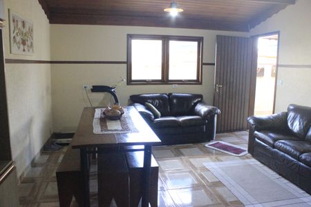 Casa à venda com 180m², 3 quartos e 3 vagasEdícula