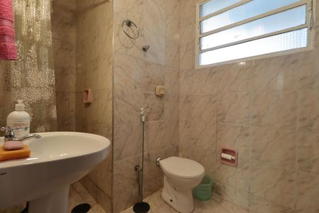 Apartamento para alugar com 70m², 2 quartos e sem vagaBanheiro