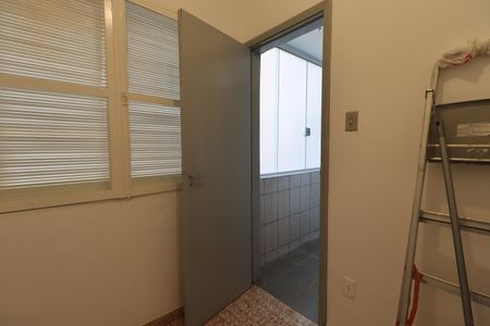 Apartamento para alugar com 70m², 2 quartos e sem vagaQuarto de Serviço