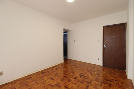 Apartamento para alugar com 70m², 2 quartos e sem vagaSala