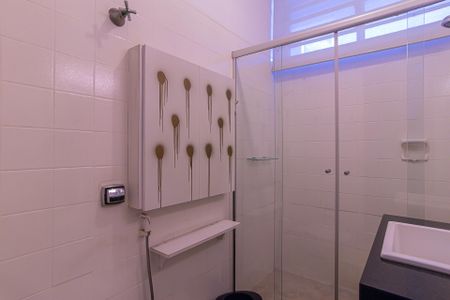 Casa à venda com 216m², 3 quartos e 5 vagas