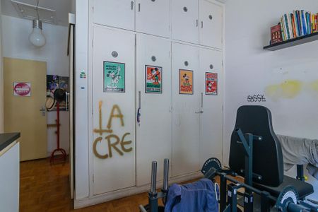 Casa à venda com 216m², 3 quartos e 5 vagas