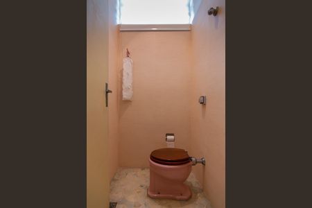 Casa à venda com 216m², 3 quartos e 5 vagas