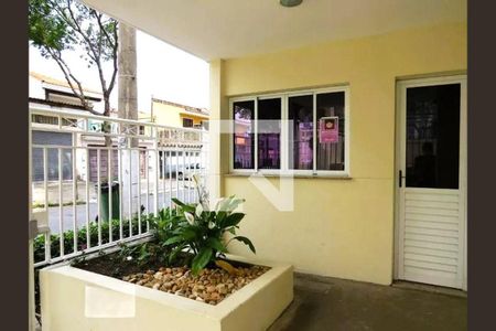 Apartamento à venda com 67m², 2 quartos e 2 vagasFachada e portaria