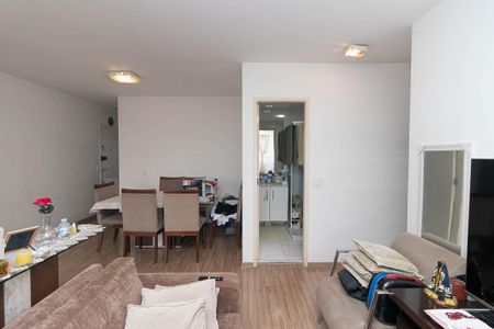 Apartamento à venda com 67m², 2 quartos e 2 vagasSala