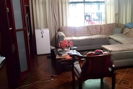 Casa à venda com 260m², 3 quartos e 2 vagas