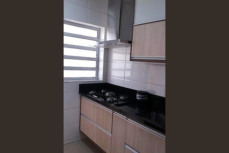 Casa à venda com 85m², 2 quartos e 2 vagas