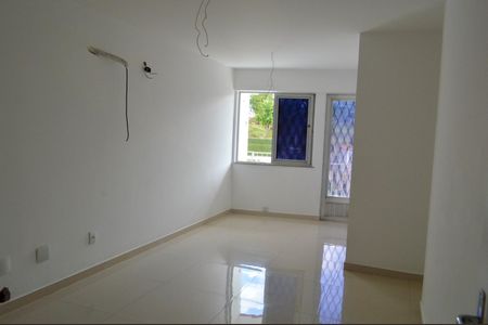 Apartamento para alugar com 75m², 2 quartos e 2 vagasSala